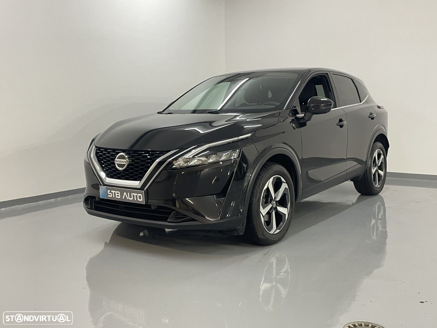 Nissan Qashqai 1.3 DIG-T N-Connecta LED Xtronic - 4