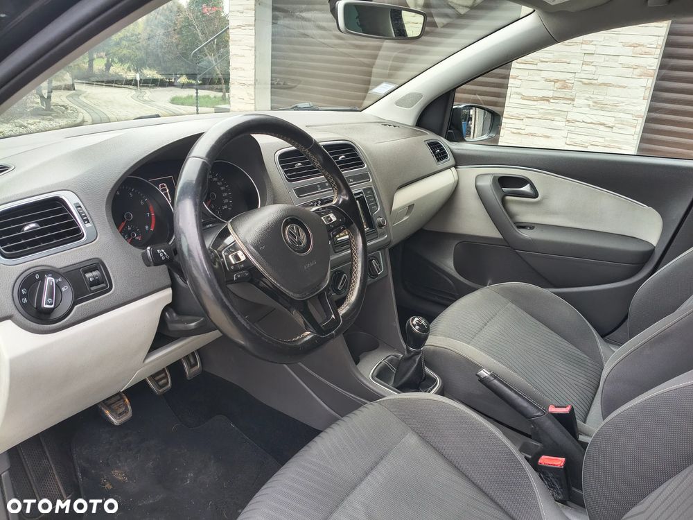 Volkswagen Polo 1.2 TSI Blue Motion Technology Life - 19