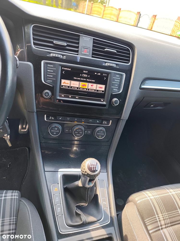 Volkswagen Golf 2.0 TDI BMT GTD - 9