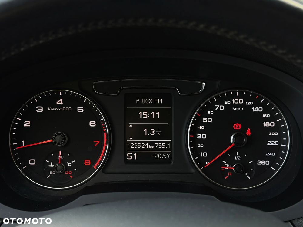 Audi Q3 1.4 TFSI S tronic - 32