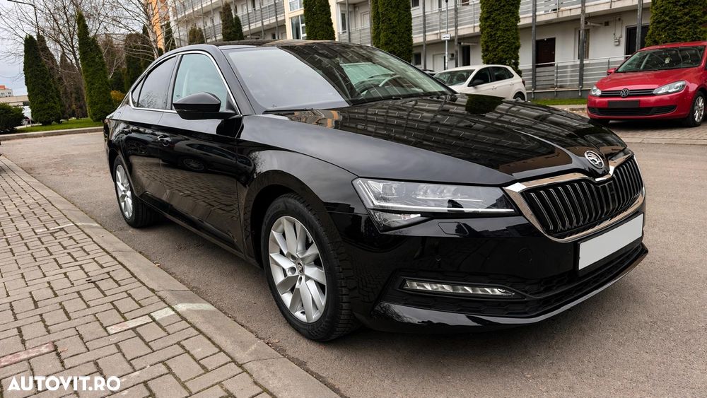 Skoda Superb 2.0 TDI DSG Style - 4