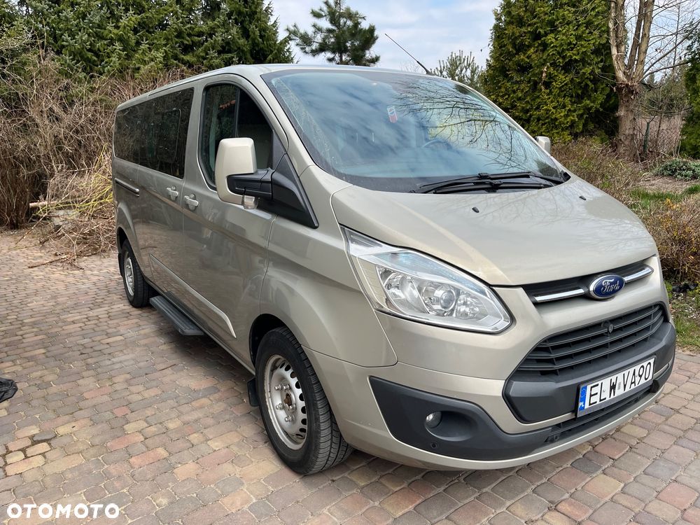 Ford Tourneo Custom - 3
