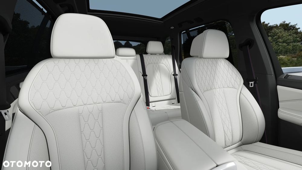 BMW X5 xDrive40i - 13