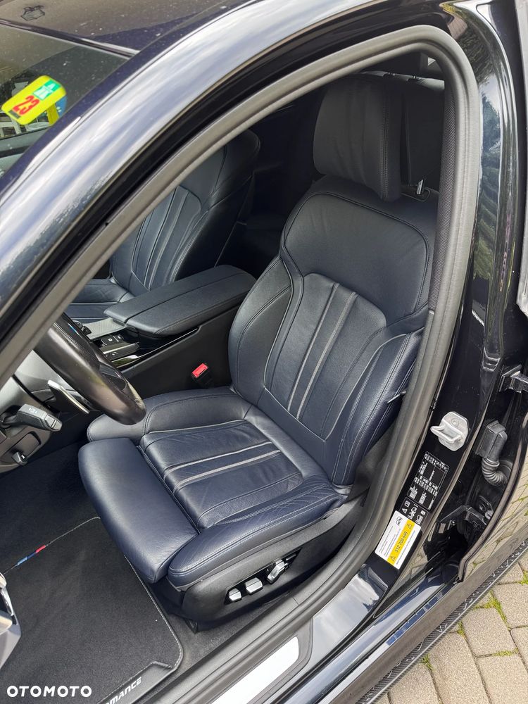 BMW Seria 5 520d xDrive M Sport sport - 17