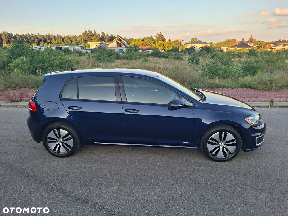 Volkswagen Golf e-Golf - 13