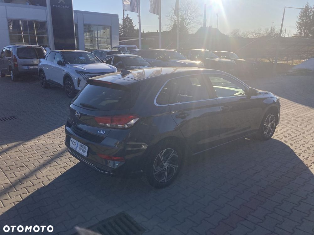 Hyundai i30 1.5 DPI Comfort - 6