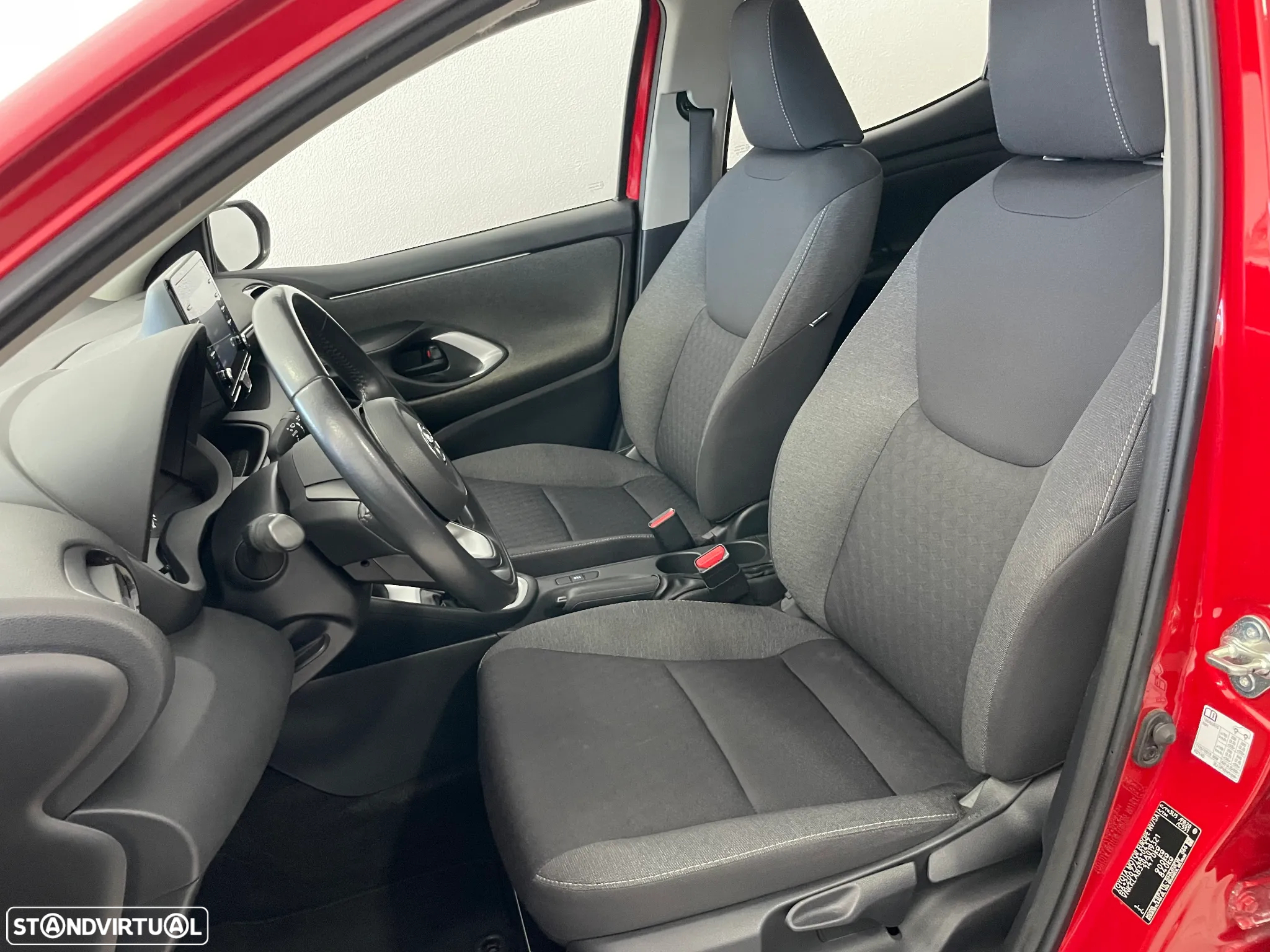 Toyota Yaris 1.0 VVT-i Comfort Plus - 9