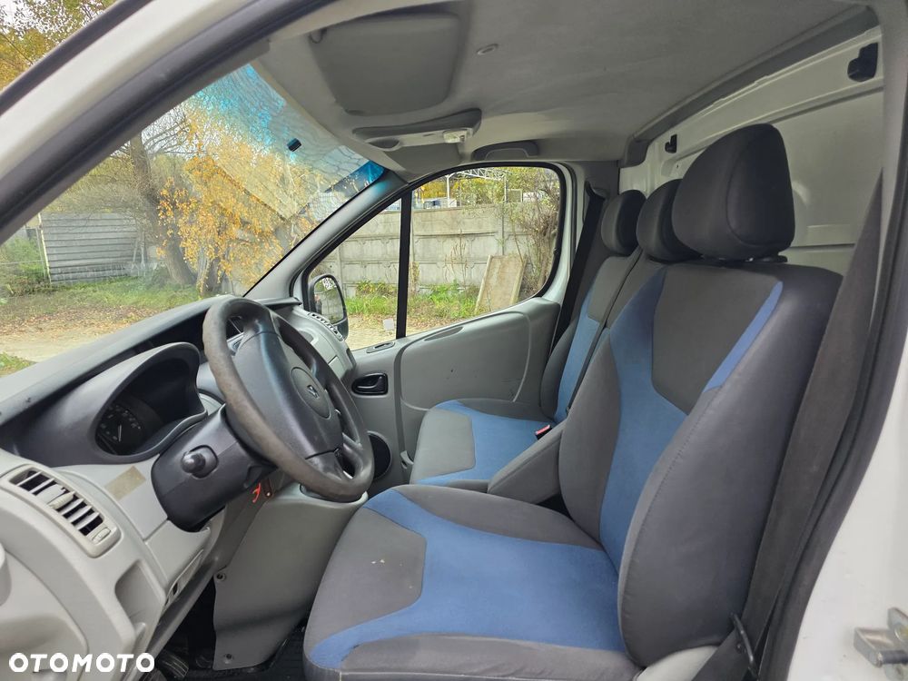 Renault TRAFIC - 13