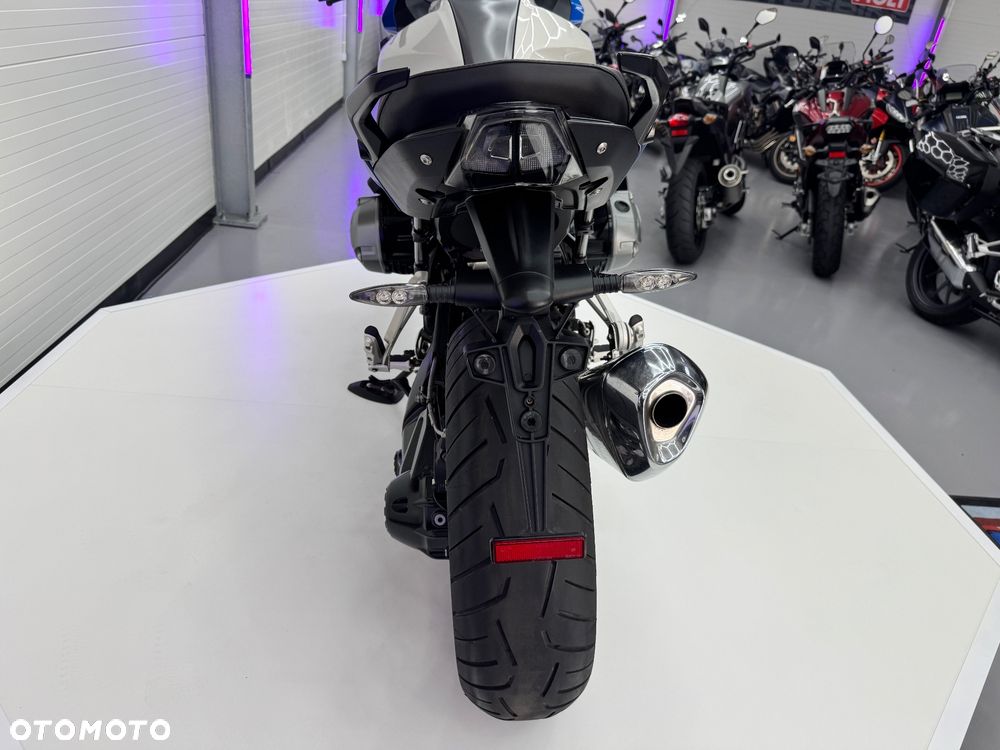 BMW RS - 21