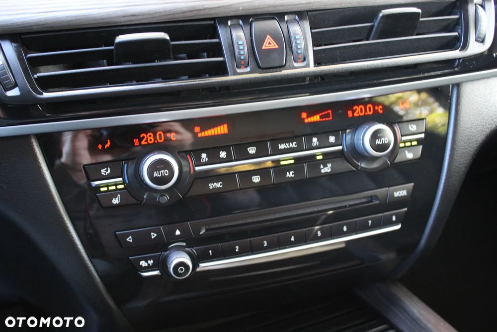 BMW X5 xDrive25d - 33