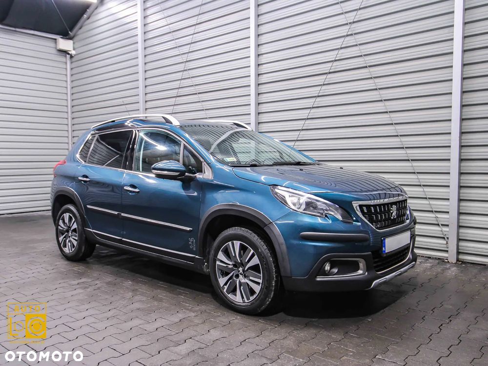 Peugeot 2008 1.2 Pure Tech Allure S&S - 7