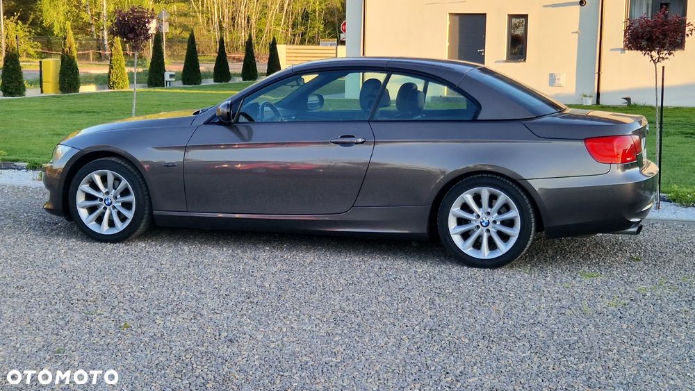 BMW Seria 3 318i M Sport Edition - 3