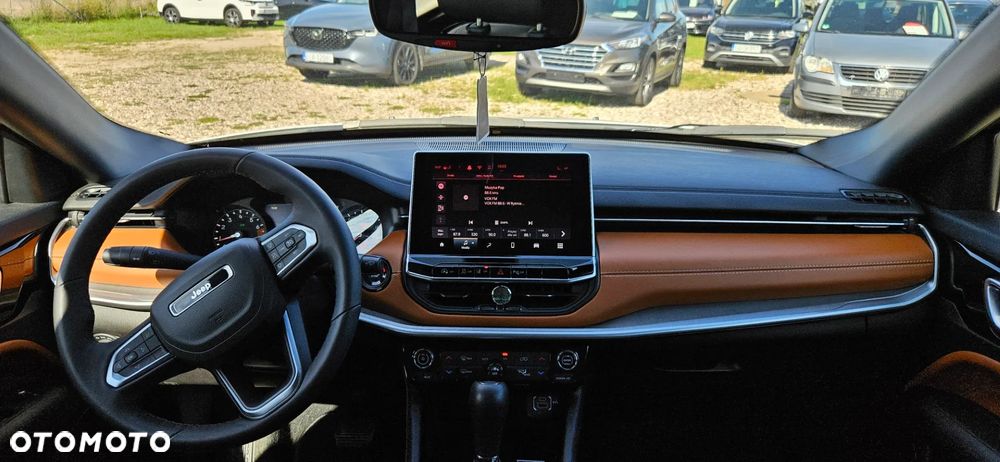 Jeep Compass - 40