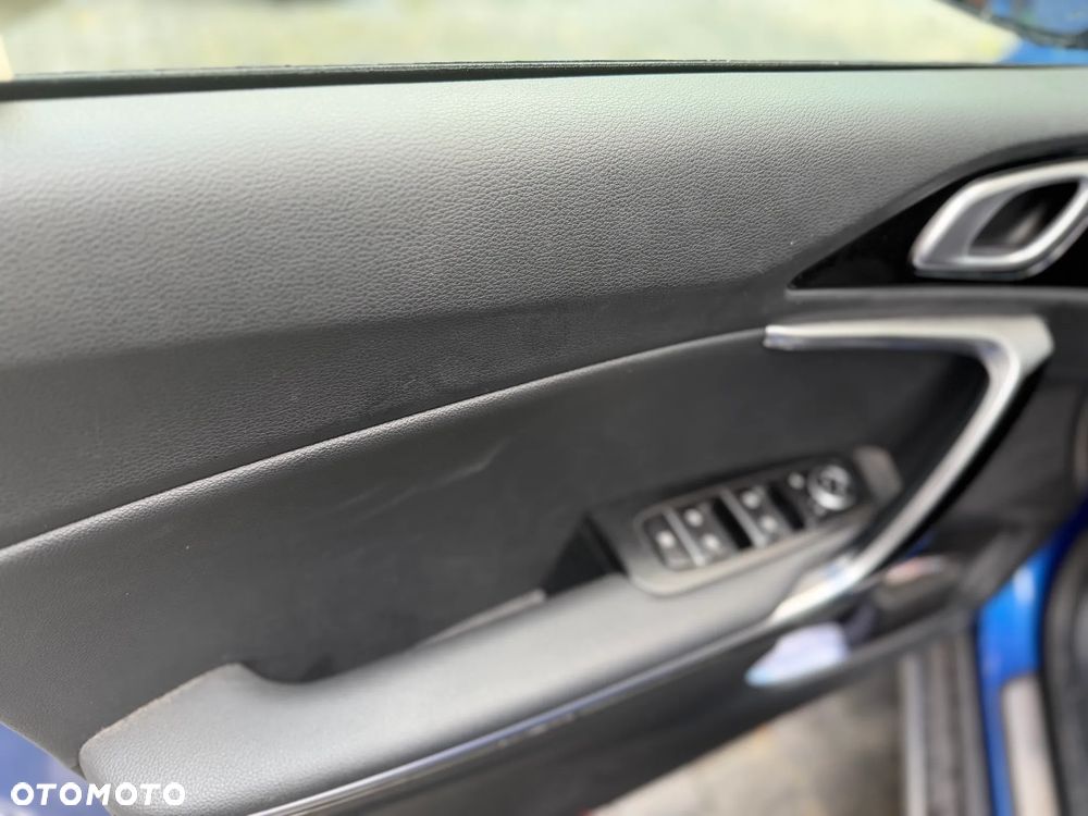 Kia XCeed 1.6 GDI PHEV Business Line DCT - 6