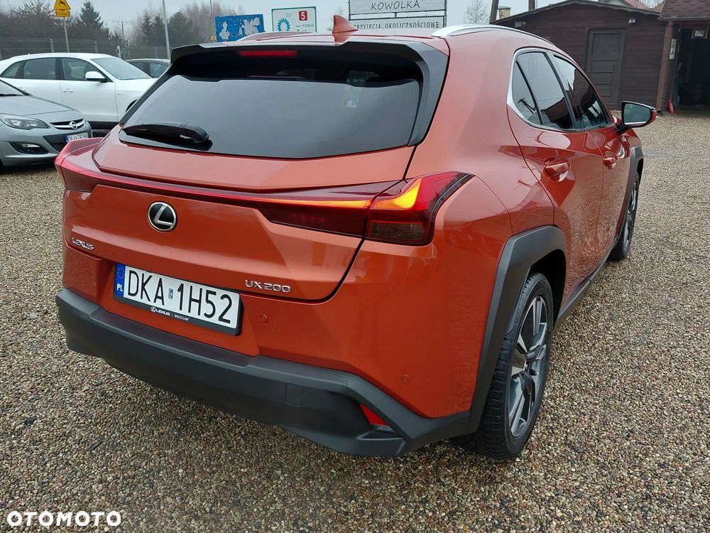 Lexus UX 200 GPF Business 2WD - 26