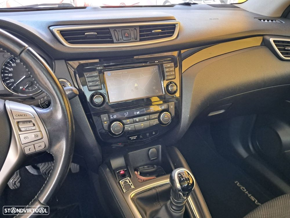 Nissan Qashqai 1.5 dCi 360 - 8