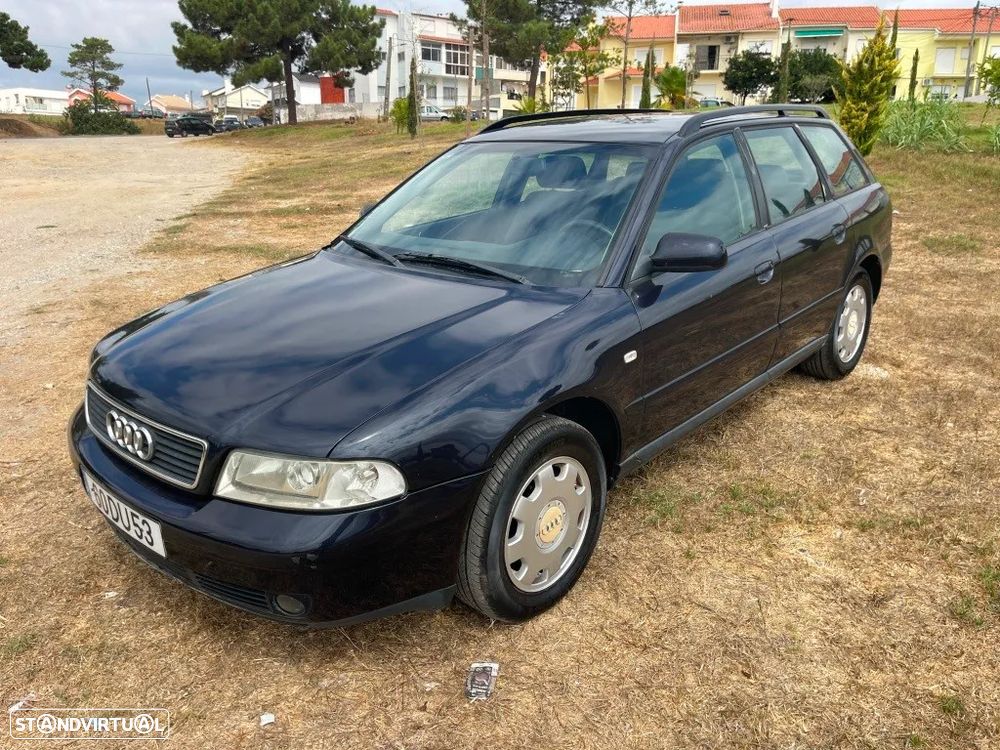Audi A4 Avant 1.9 TDI Attraction - 1
