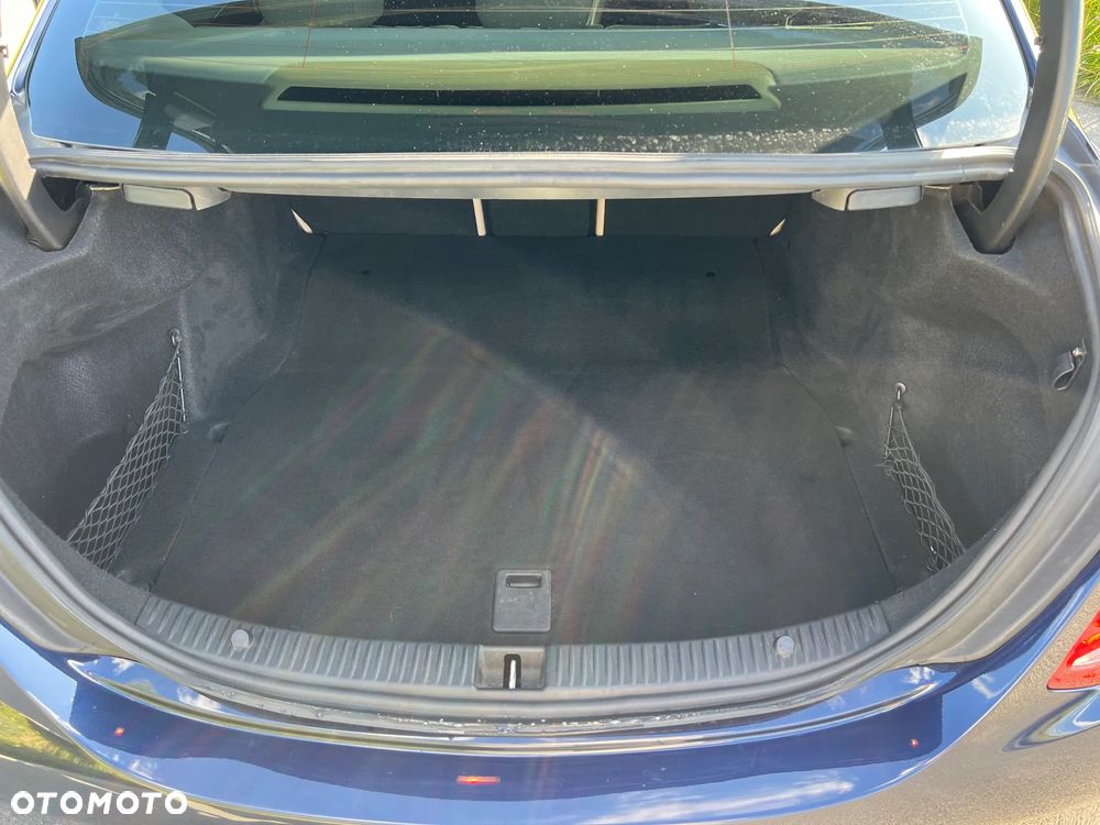 Mercedes-Benz Klasa C 300 7G-TRONIC - 13