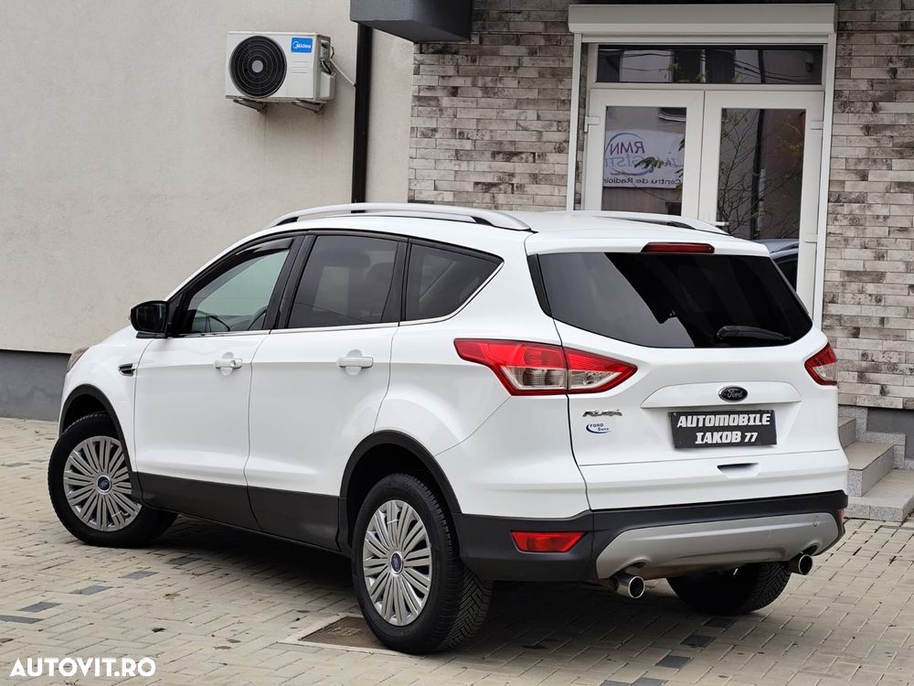 Ford Kuga - 4