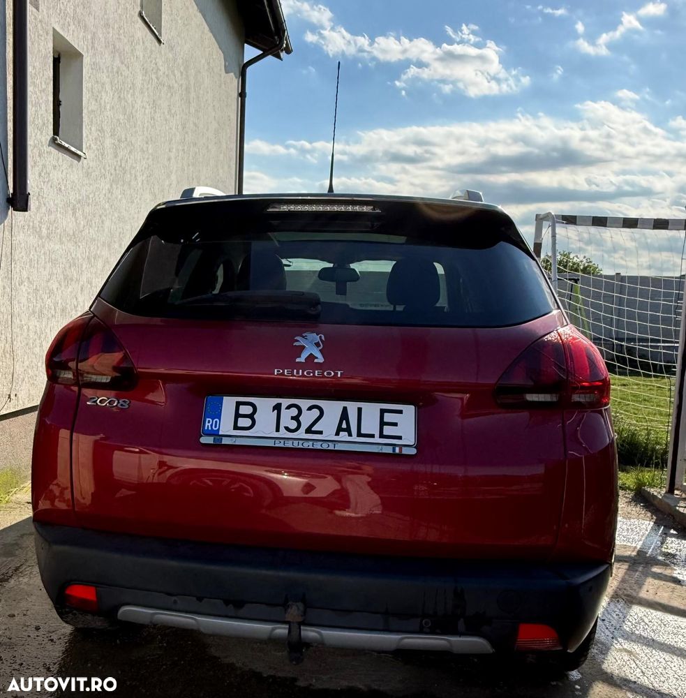 Peugeot 2008 1.2 PureTech Turbo Allure - 6