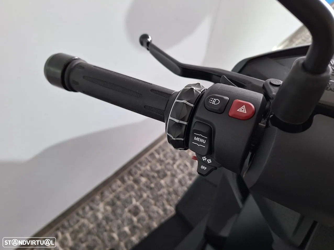 BMW C 400 GT - 8