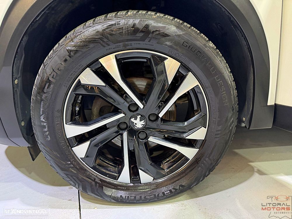 Peugeot 2008 1.2 PureTech Allure Pack - 12