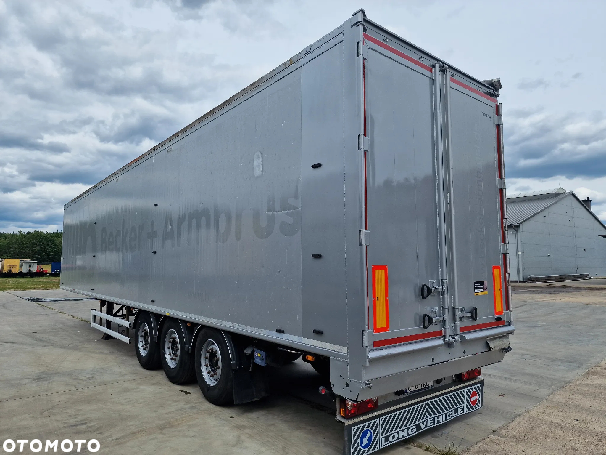 Stas Ruchoma podłoga 92m3 2017 rok - 4