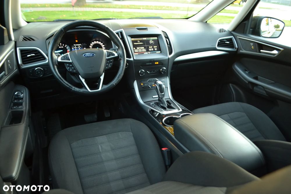 Ford Galaxy - 5