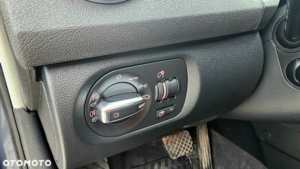 Audi A3 2.0 TDI DPF (DSG) S tronic Ambition - 16