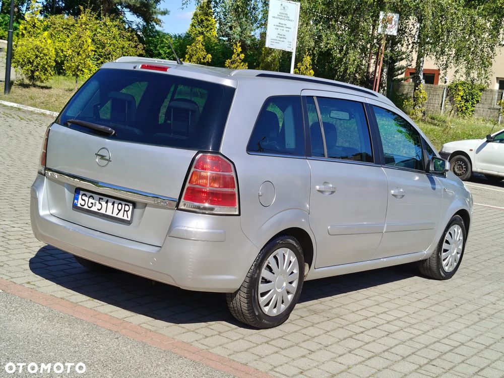 Opel Zafira 1.9 CDTI Navi - 11
