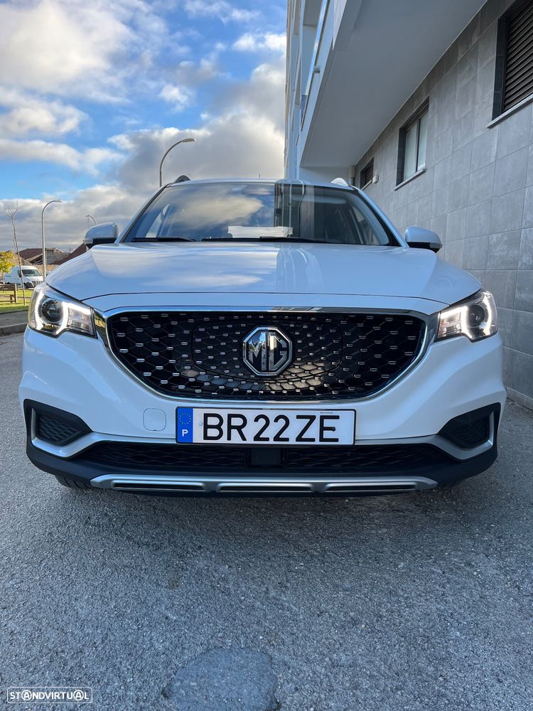 MG ZS EV 44.5 kWh Luxury - 2