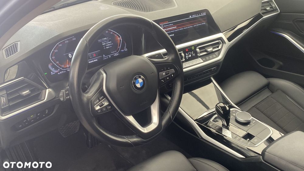 BMW Seria 3 318d Sport Line - 15