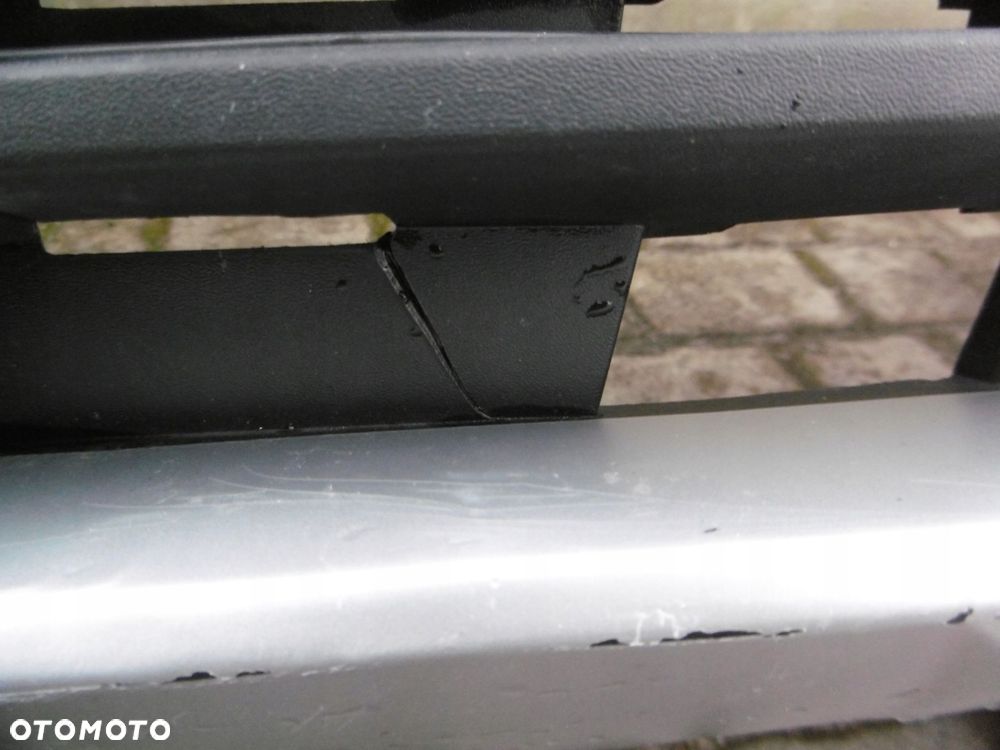 volvo xc40 - zderzak przedni - 3