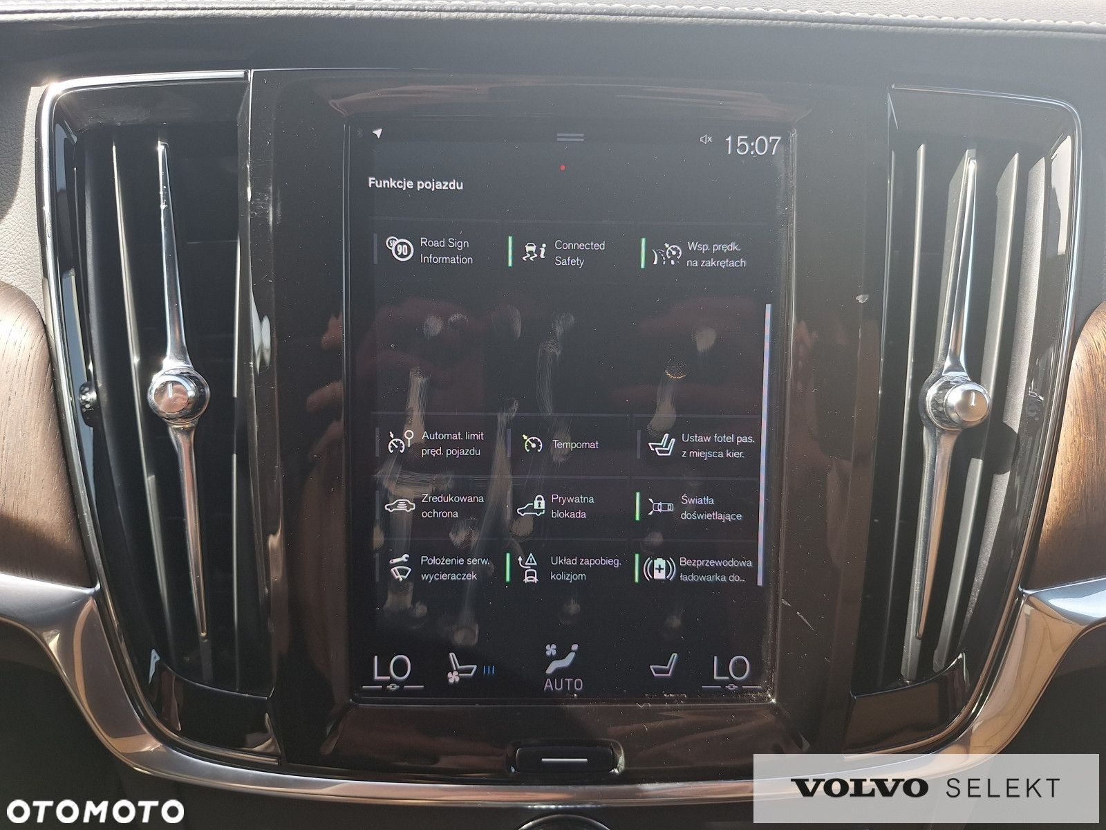 Volvo S90 - 26