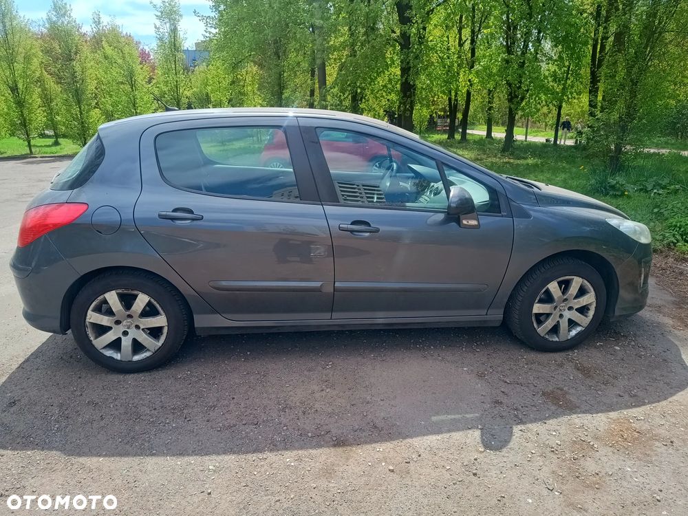 Peugeot 308 120 VTi Family - 4