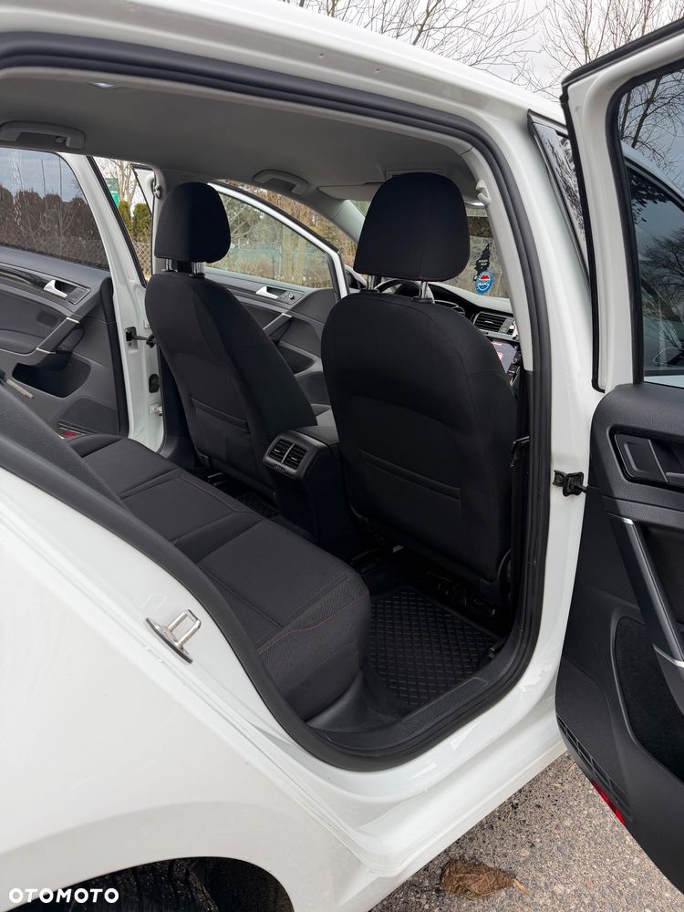 Volkswagen Golf 1.6 TDI SCR Join - 13