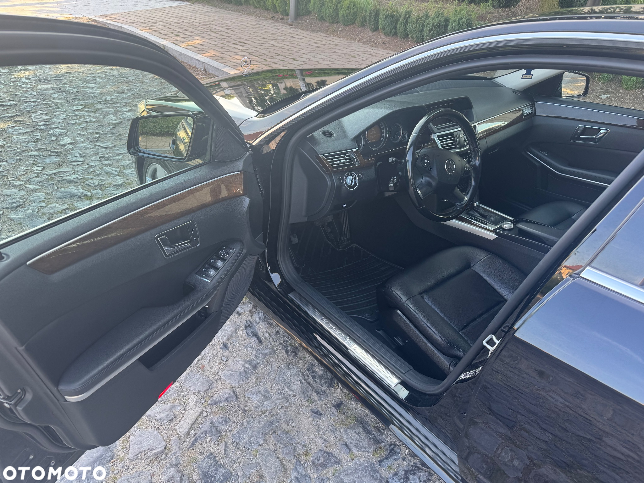 Mercedes-Benz Klasa E 220 CDI BlueEff - 9