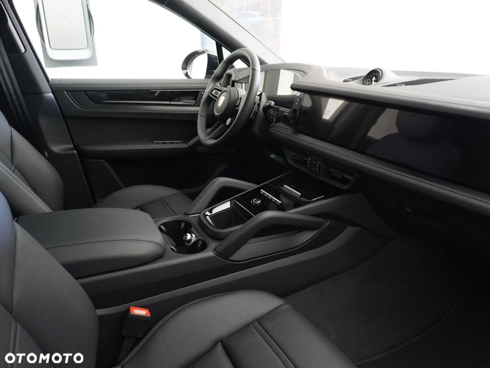 Porsche Cayenne Black Edition - 30