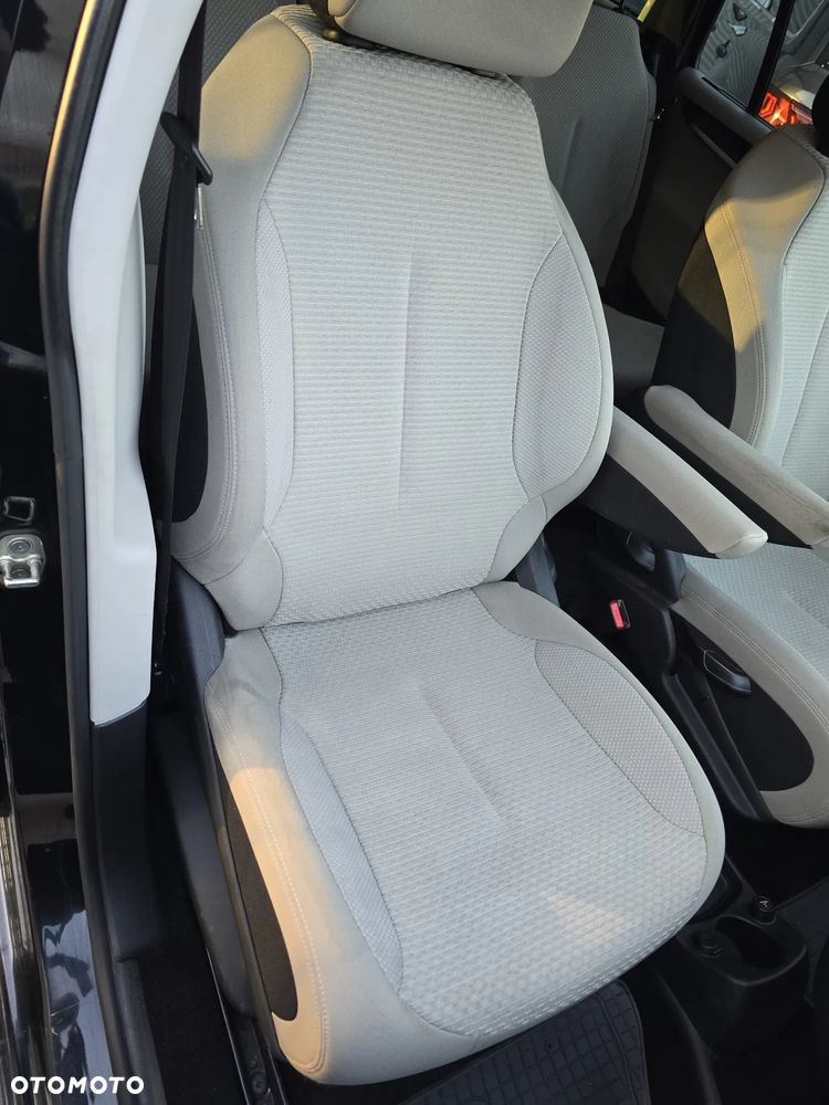 Citroën C4 Picasso - 10