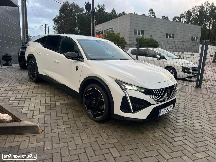 Peugeot 408 1.6 Hybrid Allure e-EAT8 - 4