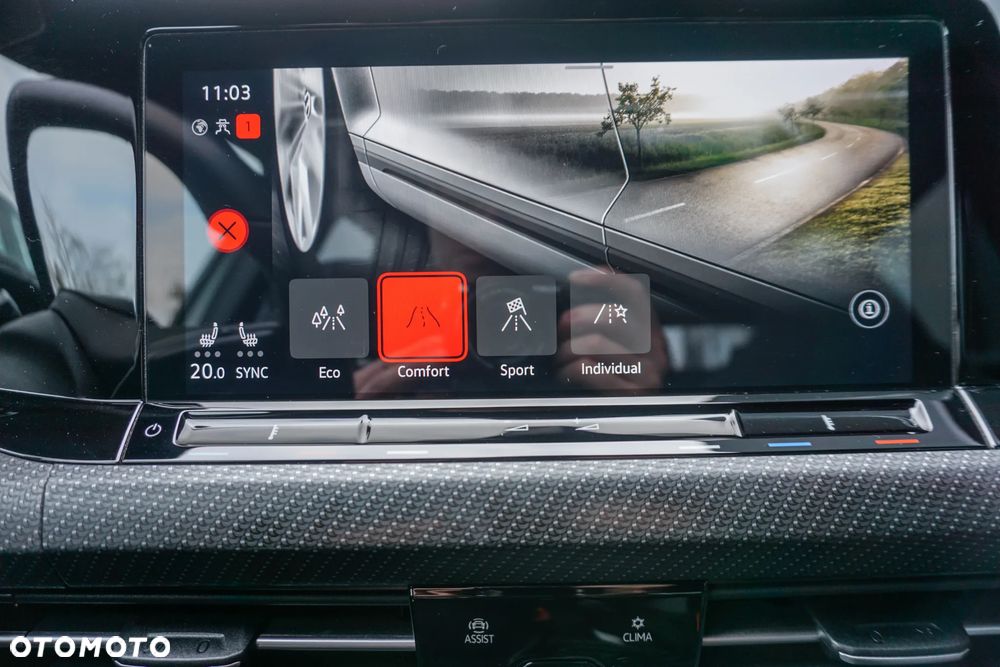 Volkswagen Golf 1.5 eTSI mHEV R-Line DSG - 15