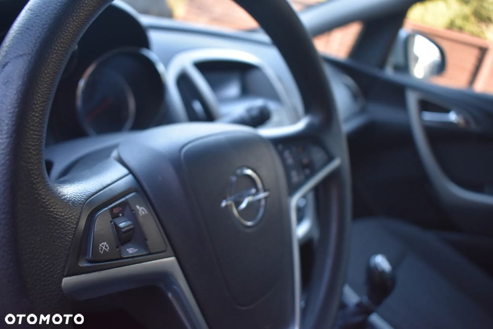 Opel Astra - 18