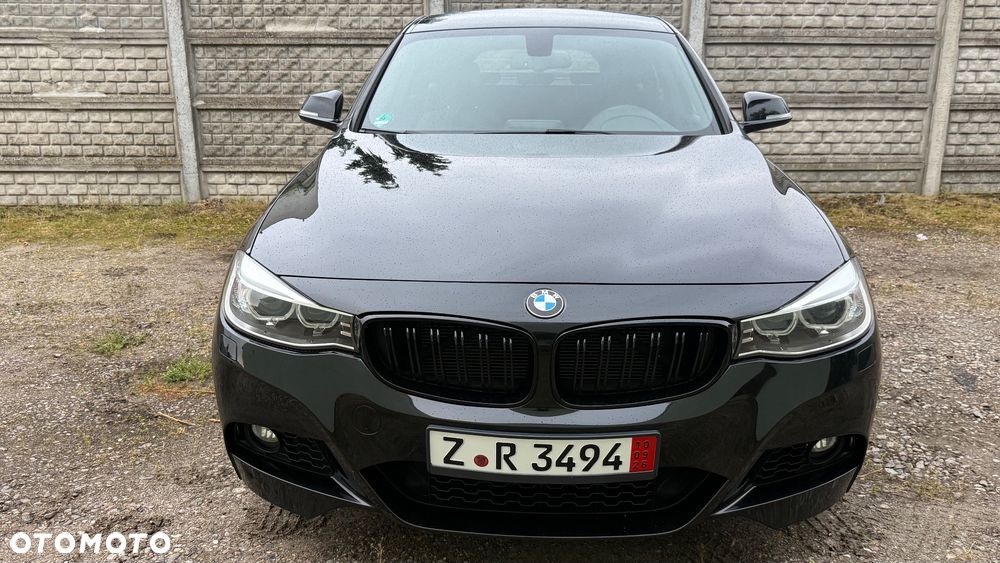 BMW Seria 3 320d xDrive - 29