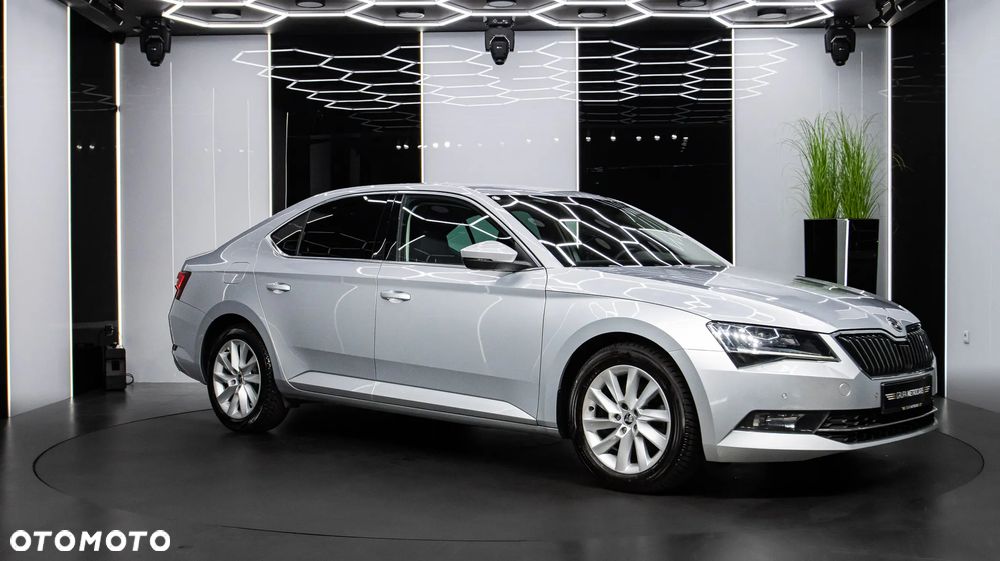 Skoda Superb 1.5 TSI ACT Ambition - 9