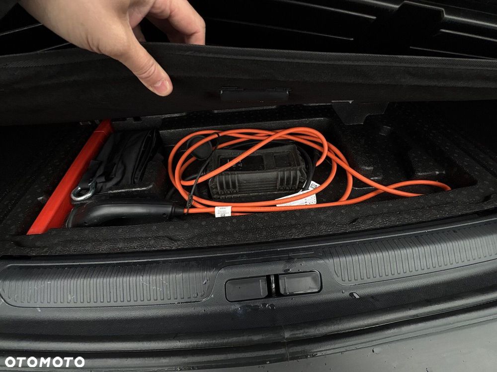 Citroën C5X 1.6 PHEV 225 Shine EAT8 - 34