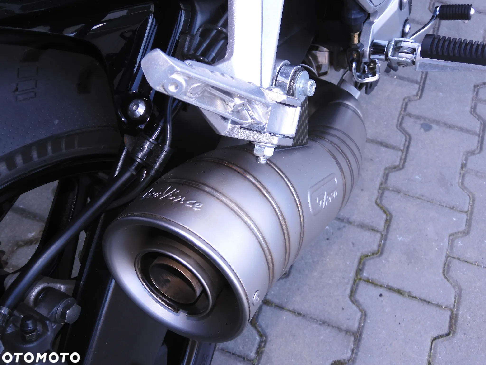 Yamaha FZ - 13
