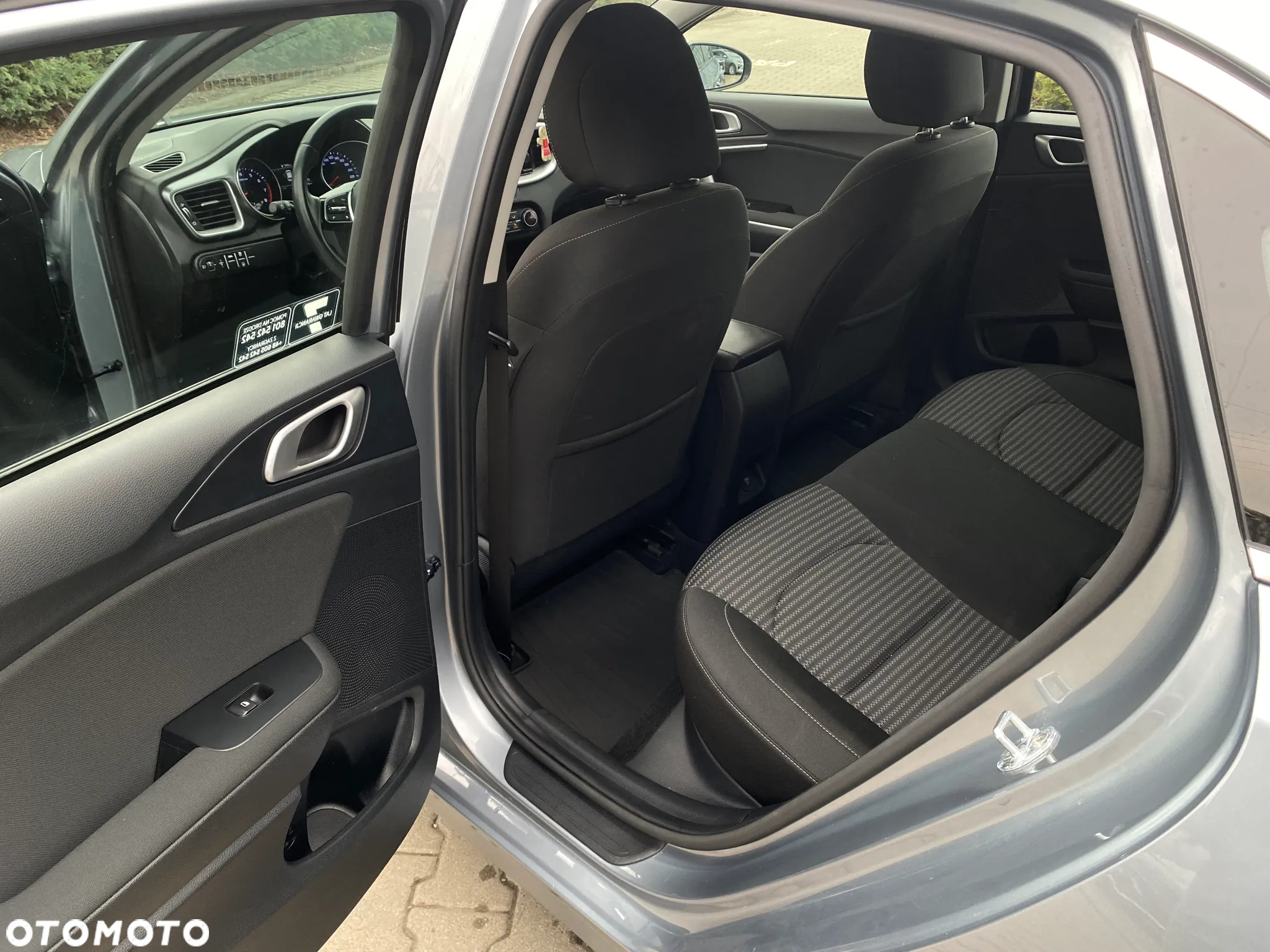 Kia Ceed 1.5 T-GDI M - 13