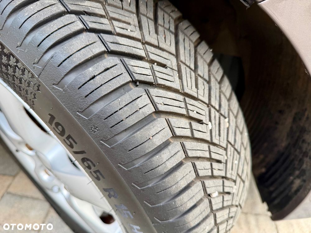 Hyundai i30 1.6 Trend - 29