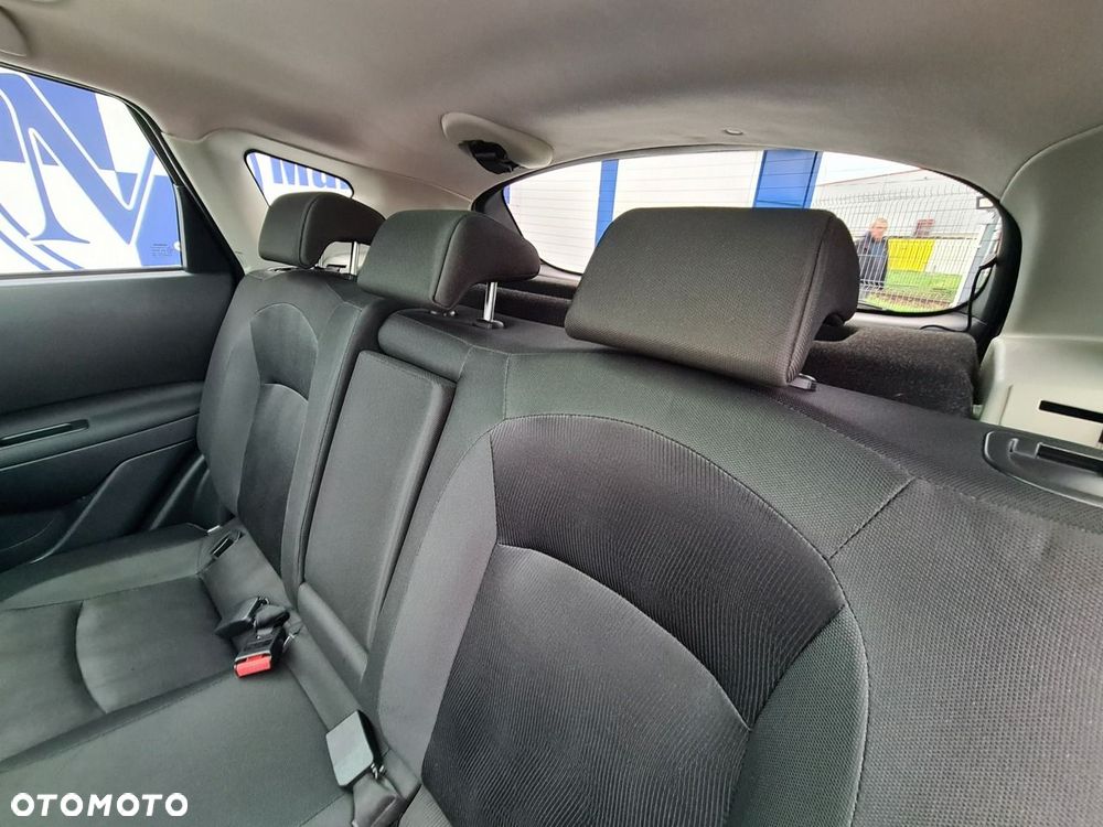 Nissan Qashqai 1.6 DCi 4x4 Tekna - 22