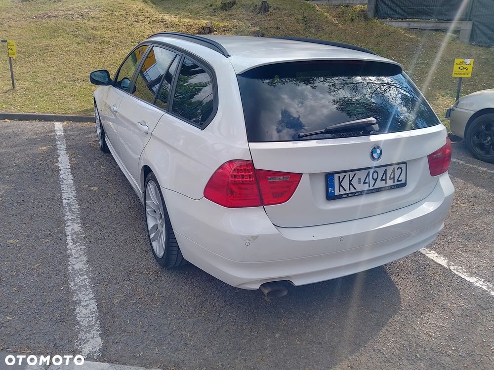 BMW Seria 3 318d DPF - 15